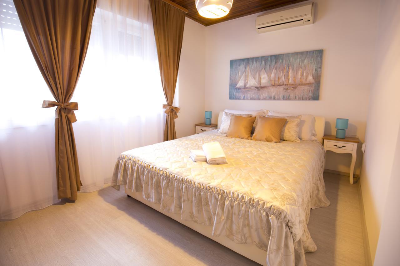 Apartamento Corner Of Joy Vis Exterior foto